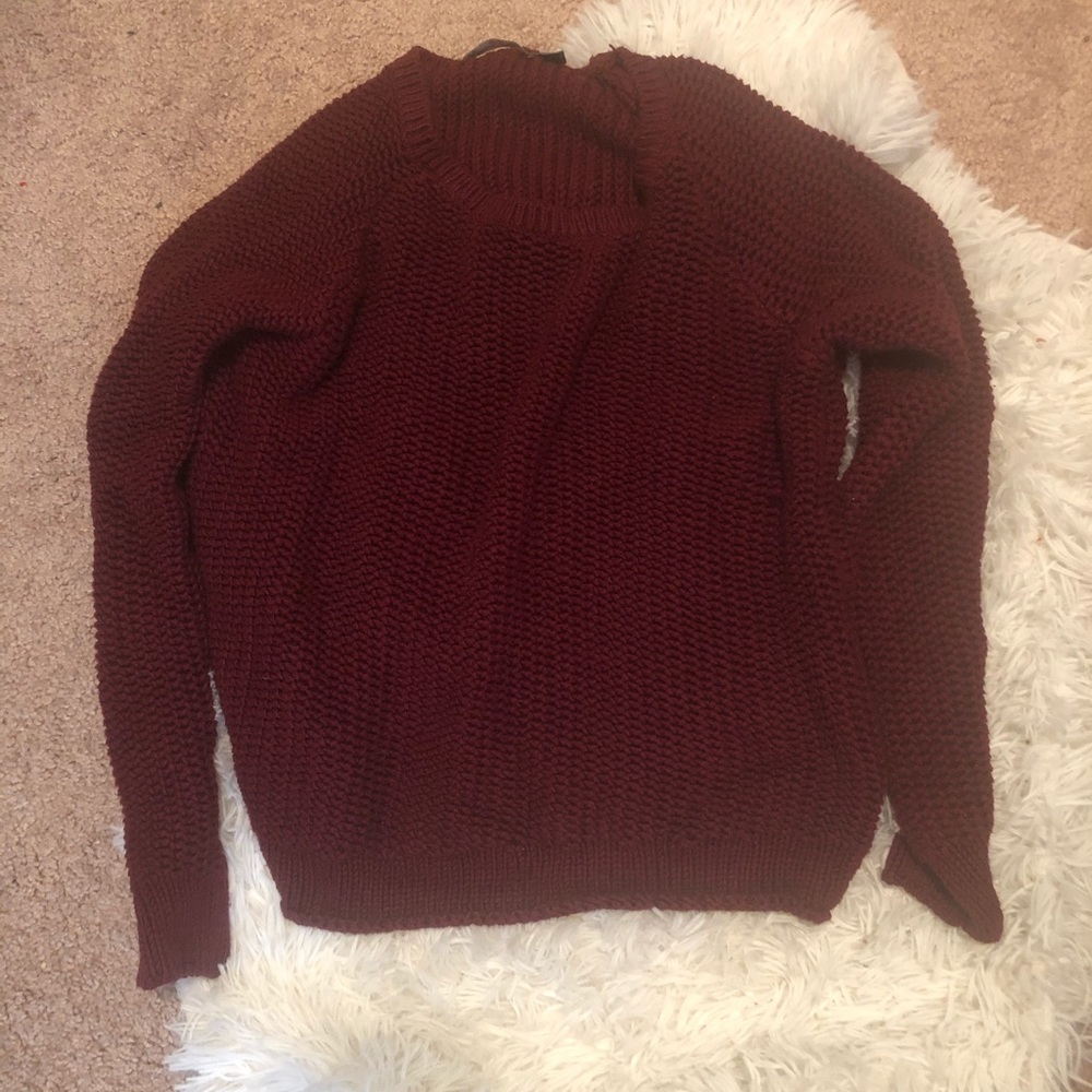 Brandy melville maroon sweater